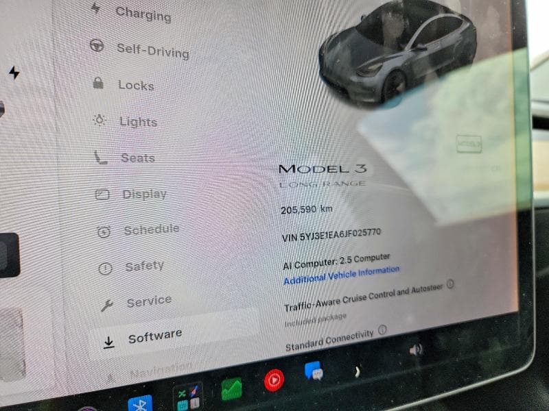 2018 TESLA MODEL 3 9