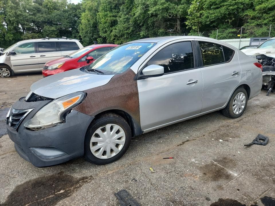 2019 NISSAN VERSA SV - 1