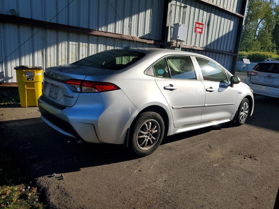 2020 TOYOTA COROLLA LE 3