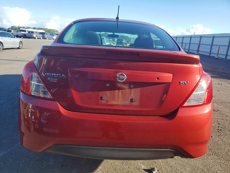 2019 NISSAN VERSA SV 6