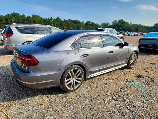 2019 VOLKSWAGEN PASSAT SE R-LINE 3