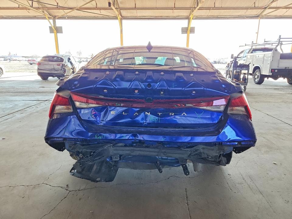 2025 HYUNDAI ELANTRA SE 6