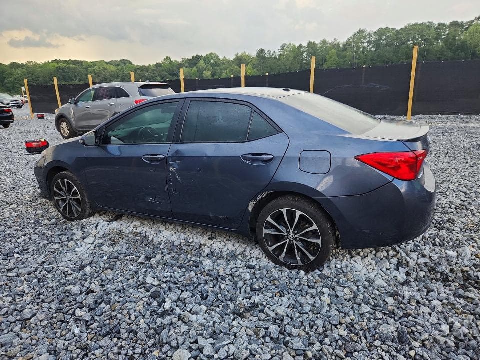 2018 TOYOTA COROLLA SE 2
