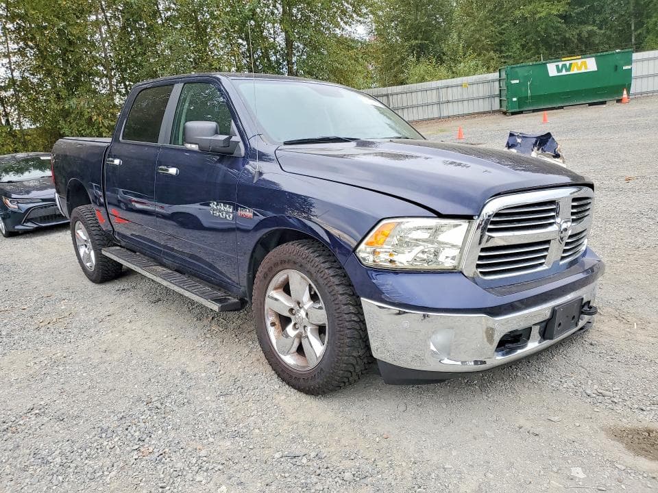 2017 RAM 1500 SLT 4