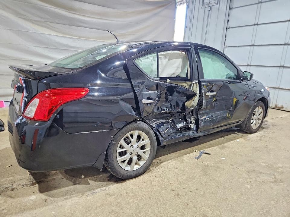 2019 NISSAN VERSA SV 3