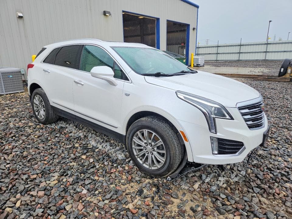 2017 CADILLAC XT5 LUXURY 4
