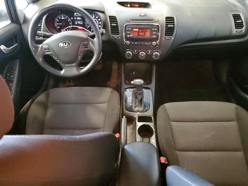 2017 KIA FORTE LX 8