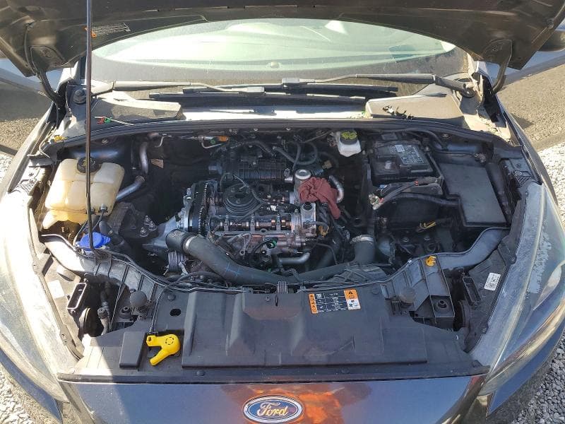 2018 FORD FOCUS SE 11
