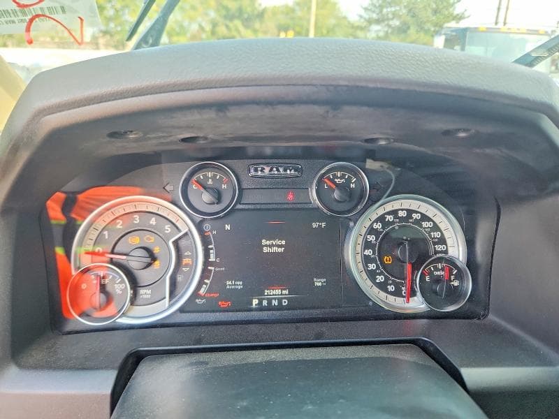 2017 RAM 1500 SLT 9