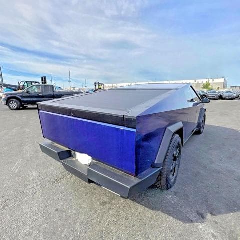 2024 TESLA CYBERTRUCK 4