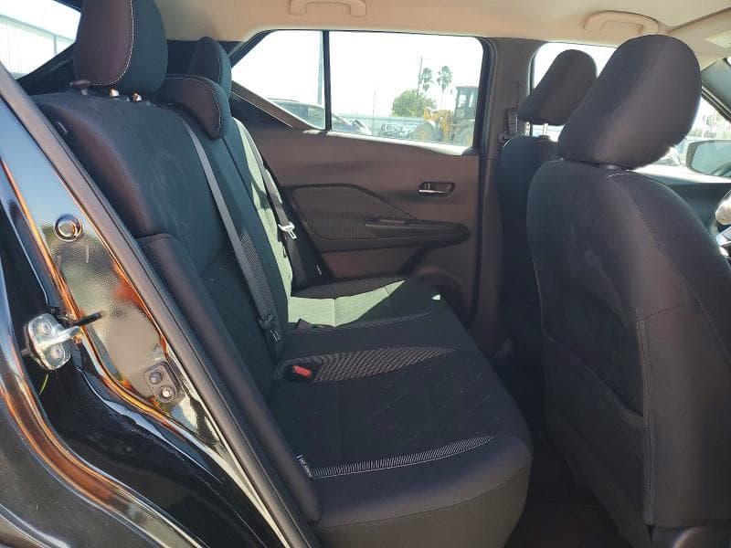 2020 NISSAN KICKS SV 11