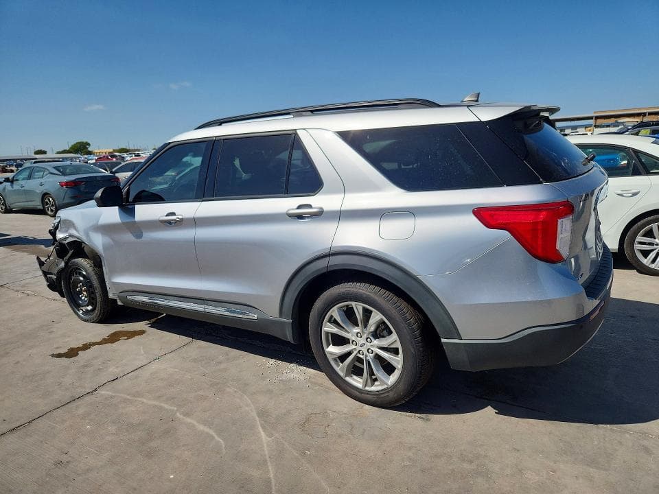 2021 FORD EXPLORER XLT 2