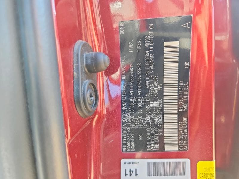 2017 TOYOTA SIENNA LE 12