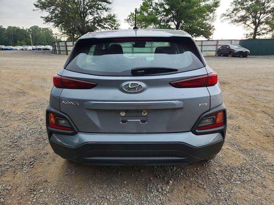 2021 HYUNDAI KONA SE 6