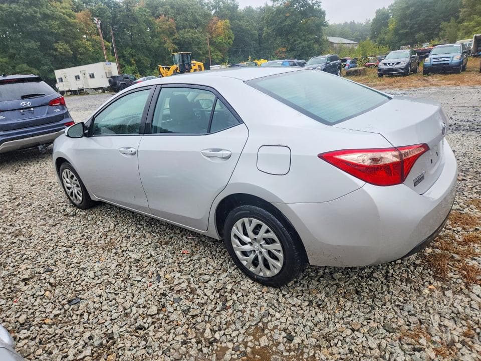 2017 TOYOTA COROLLA LE 2