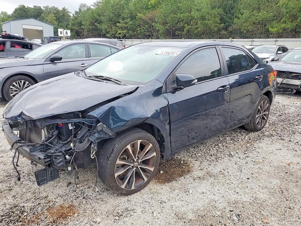 2018 TOYOTA COROLLA SE - 1