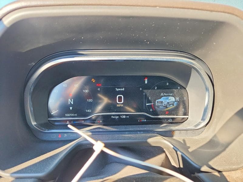 2024 GMC YUKON SLT 9