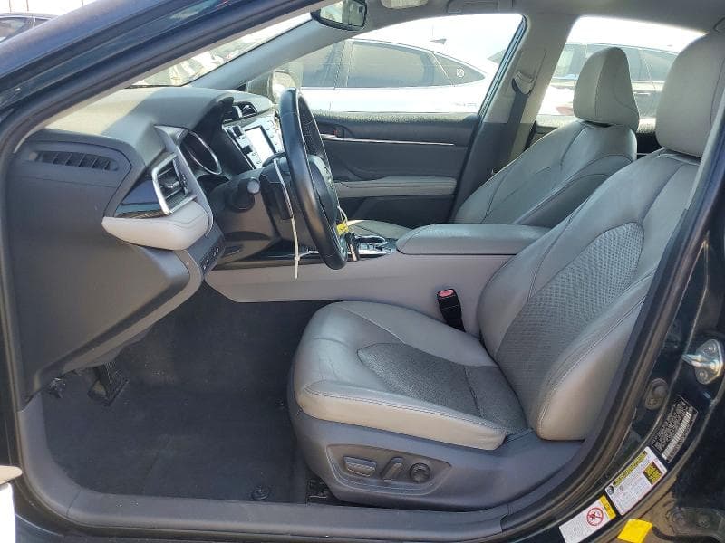 2018 TOYOTA CAMRY XSE 7