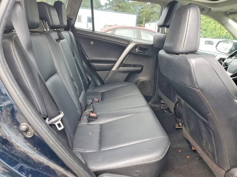 2017 TOYOTA RAV4 PLATINUM 11