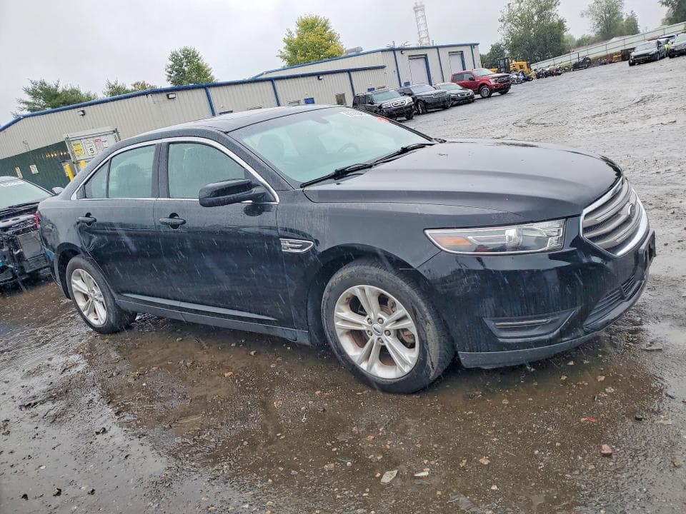 2018 FORD TAURUS SEL 4