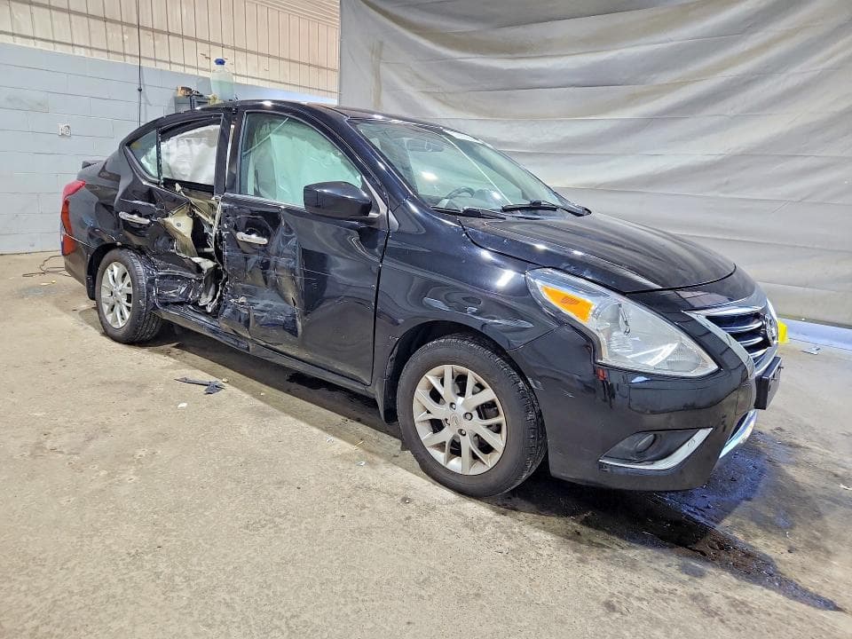 2019 NISSAN VERSA SV 4