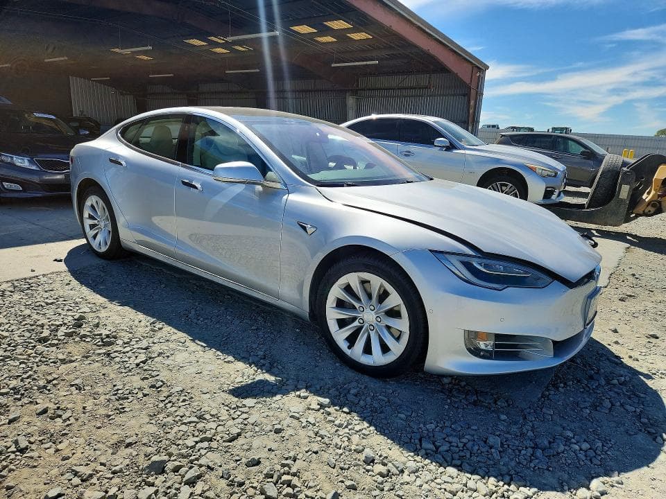 2017 TESLA MODEL S 4
