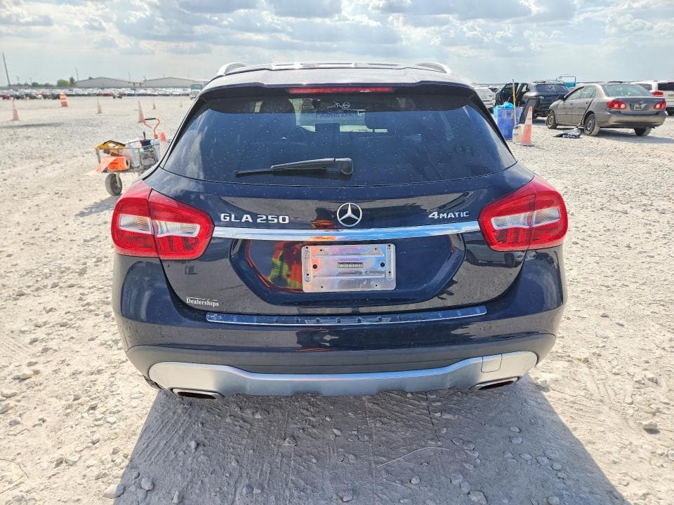 2018 MERCEDES-BENZ GLA 250 4MATIC 6