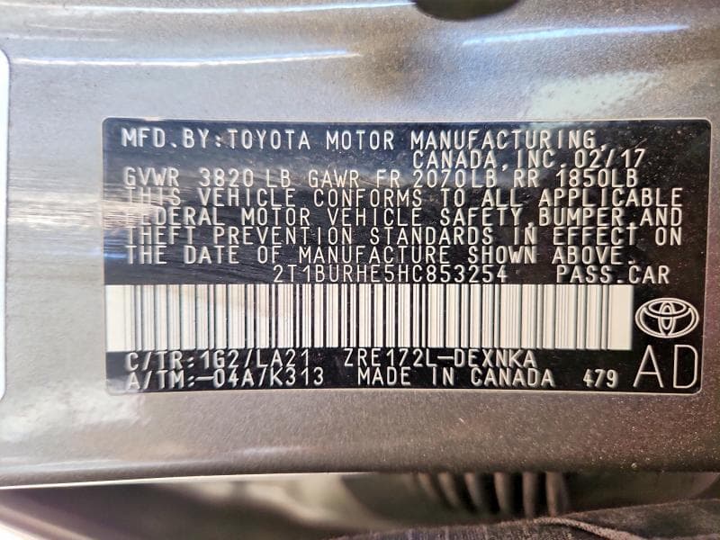 2017 TOYOTA COROLLA XLE 13