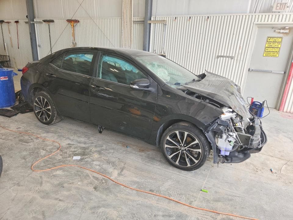 2018 TOYOTA COROLLA SE 4