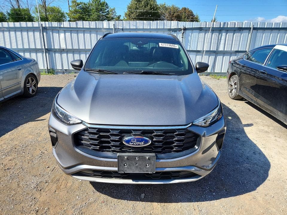 2024 FORD ESCAPE ST LINE 5