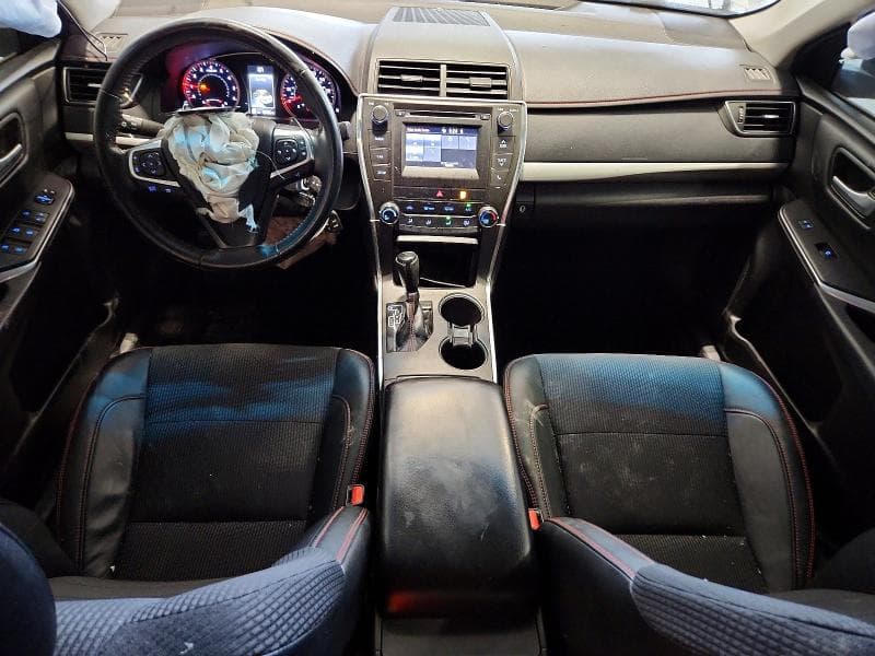 2017 TOYOTA CAMRY SE 8