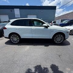 2017 PORSCHE CAYENNE SE HYBRID PLATINUM 15
