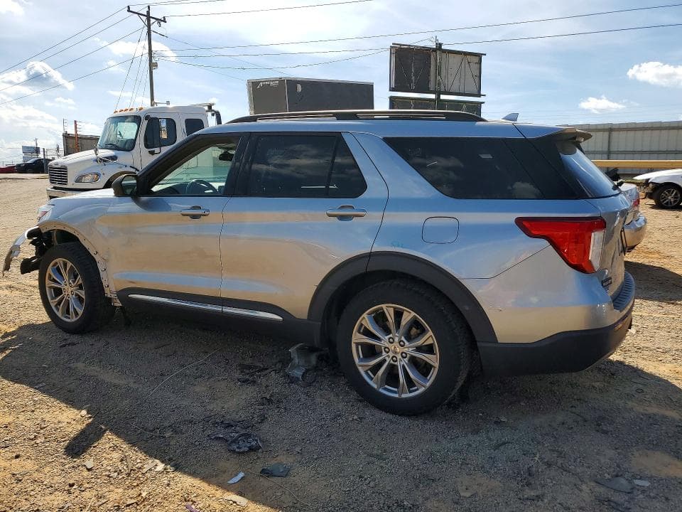 2020 FORD EXPLORER XLT 2