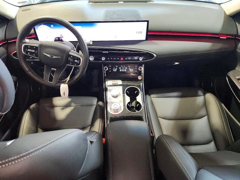 2026 GENESIS GV70 2.5T STANDARD 8