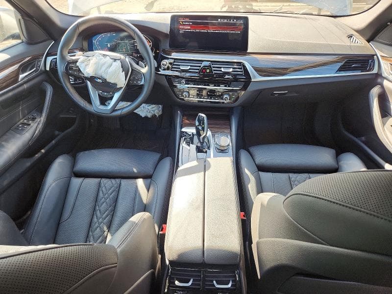 2023 BMW 540 XI 8