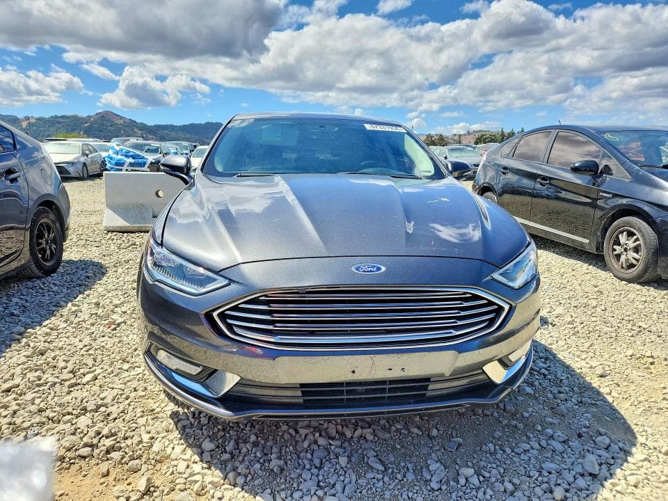 2017 FORD FUSION SE 5