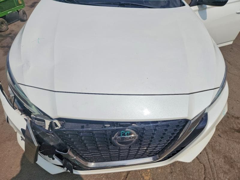 2019 NISSAN ALTIMA SR 11
