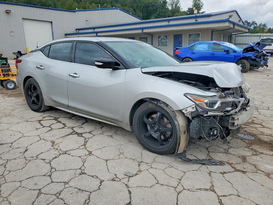 2017 NISSAN MAXIMA 3.5 SV 4