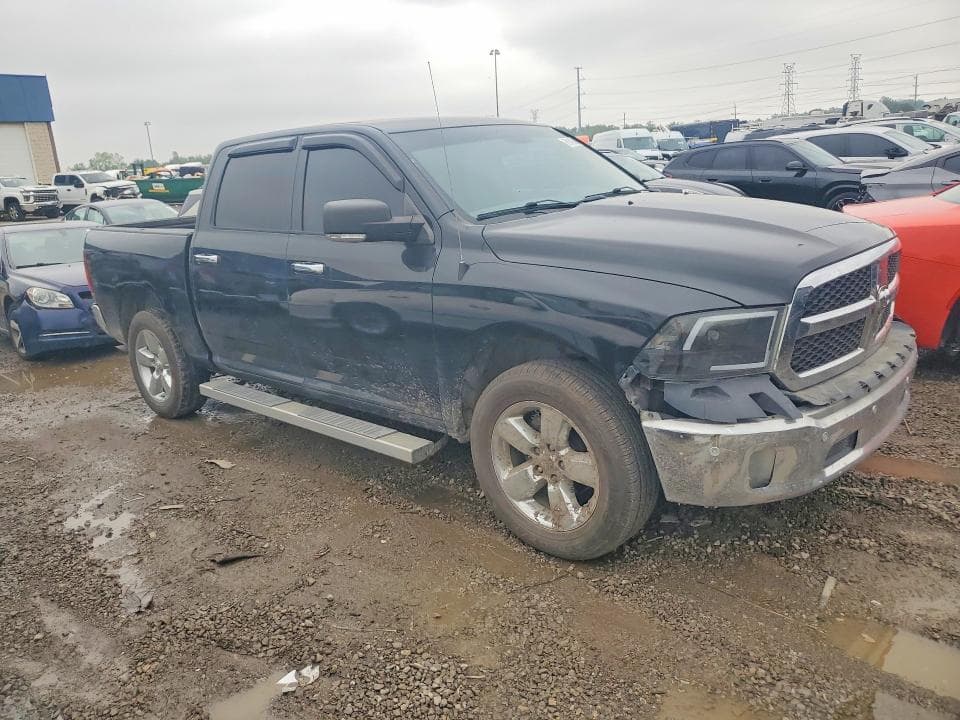 2017 RAM 1500 SLT 4
