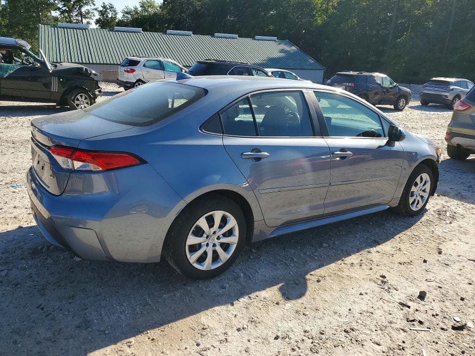 2022 TOYOTA COROLLA LE 3