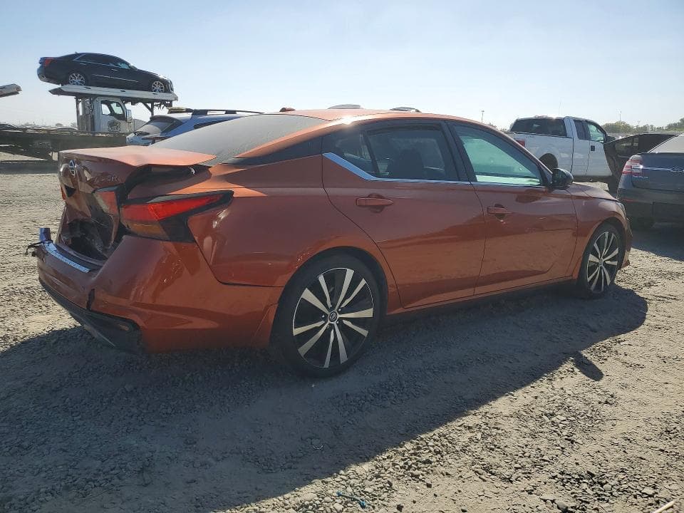 2021 NISSAN ALTIMA SR 3