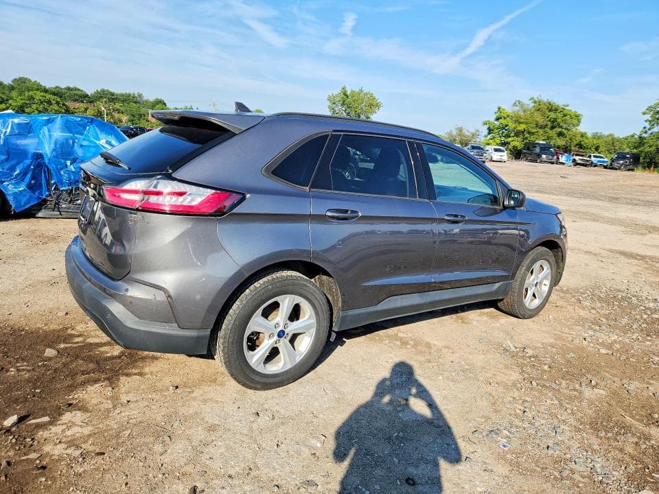 2021 FORD EDGE SE 3