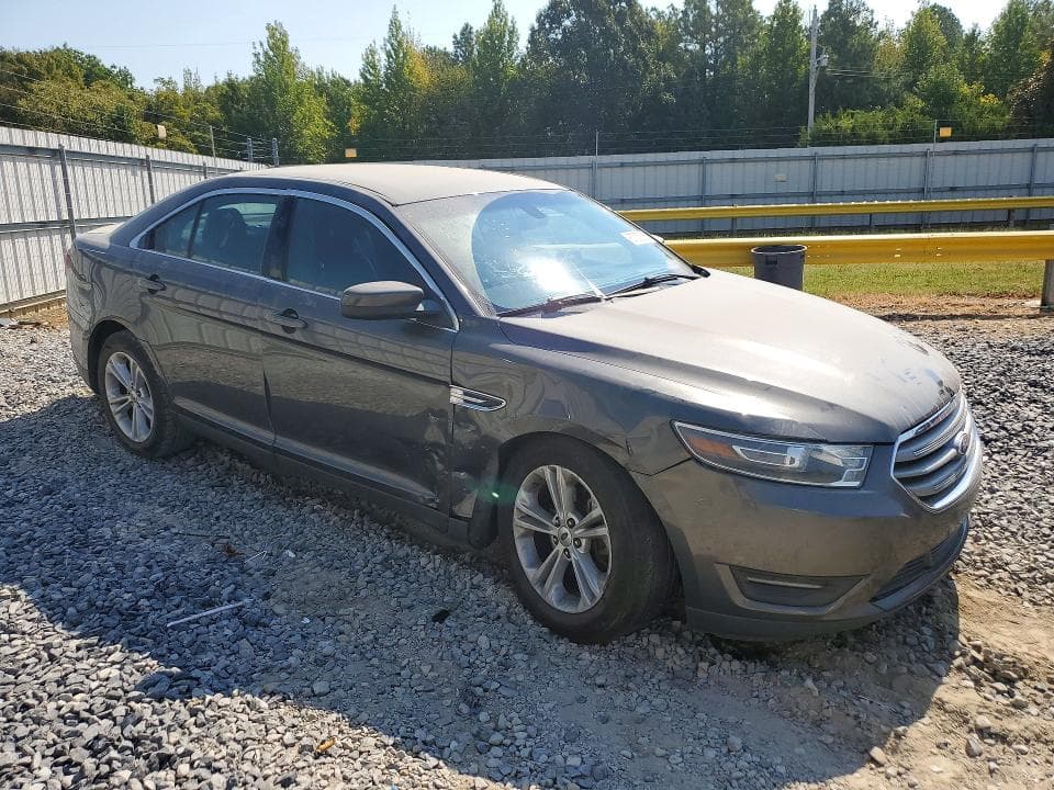 2018 FORD TAURUS SEL 4