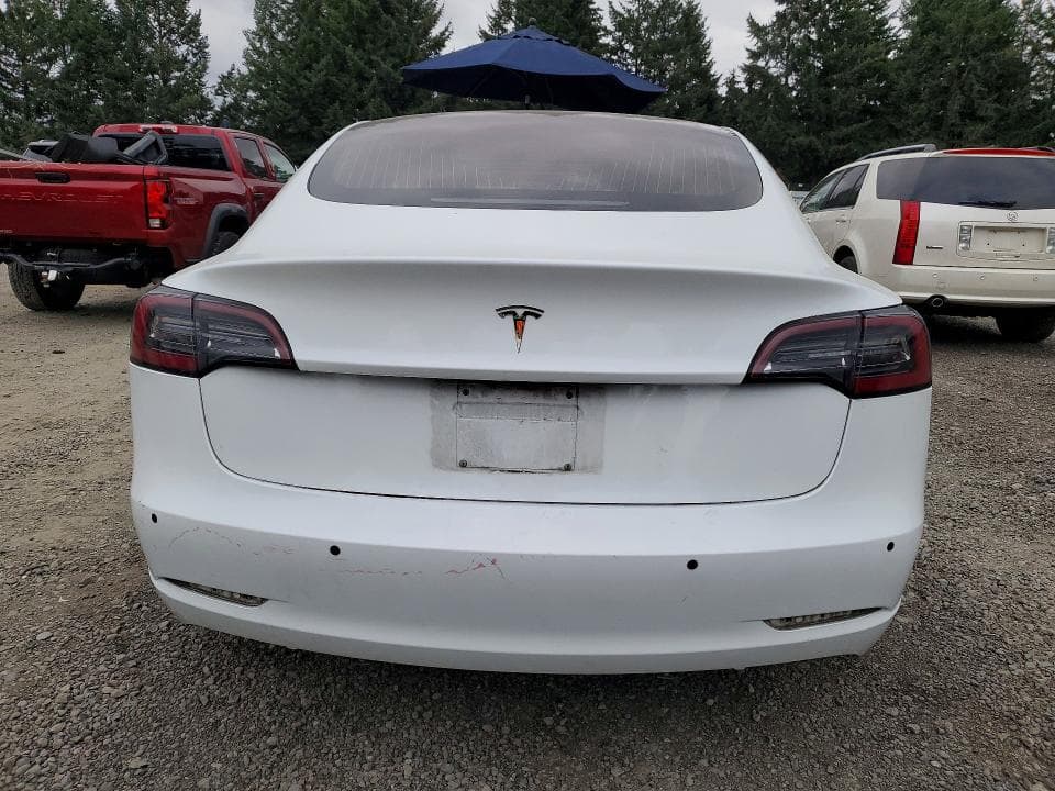 2018 TESLA MODEL 3 6