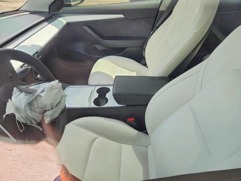 2022 TESLA MODEL 3 9
