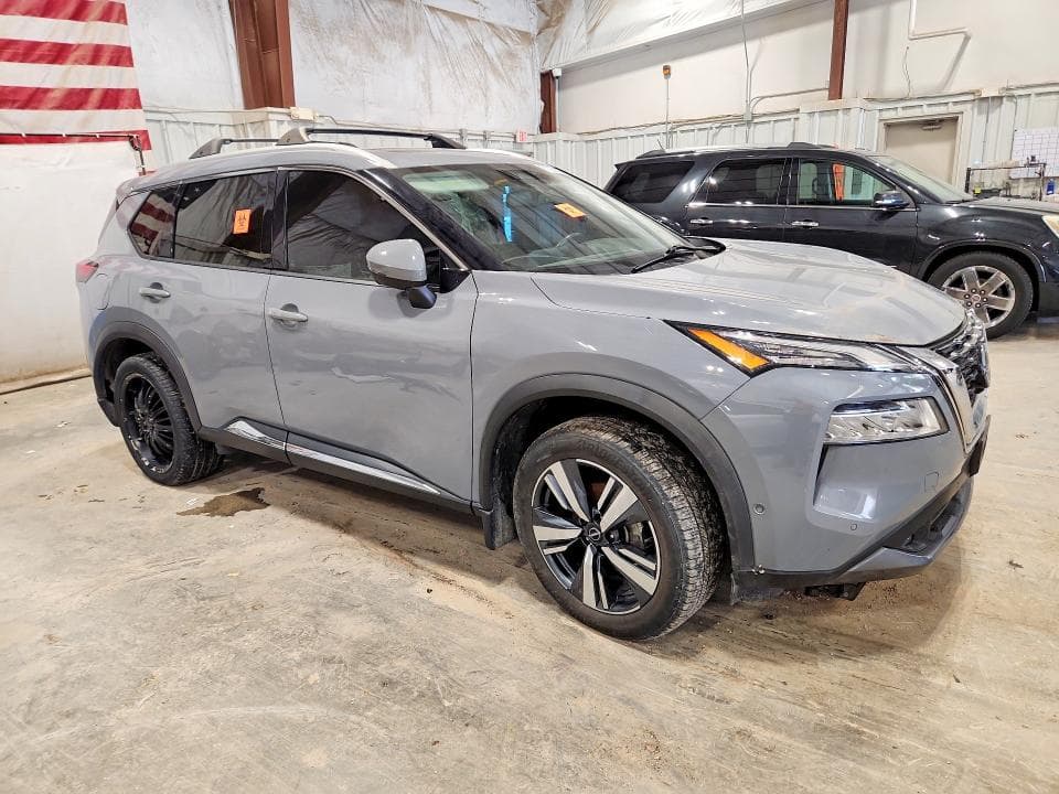 2022 NISSAN ROGUE SL 4
