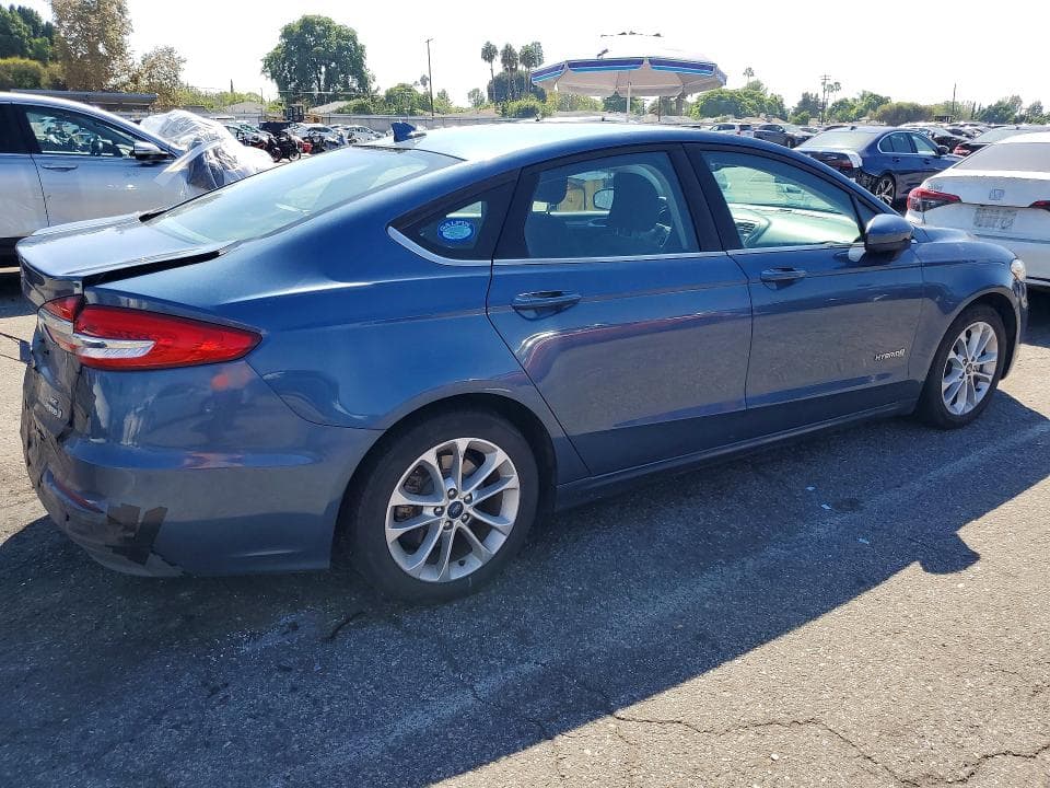 2019 FORD FUSION SE 3