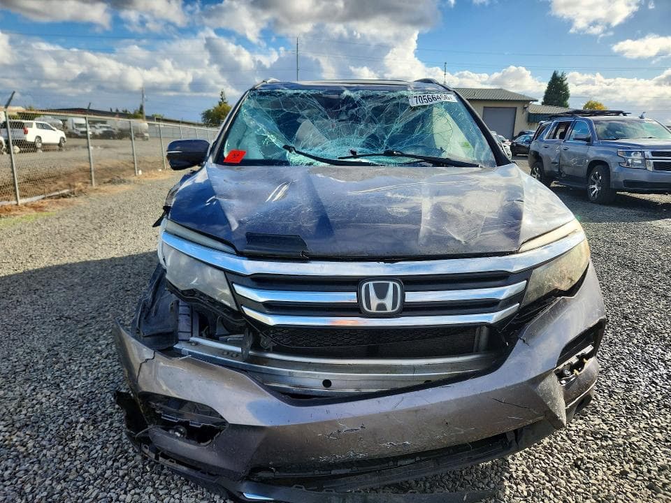 2017 HONDA PILOT TOURING 5