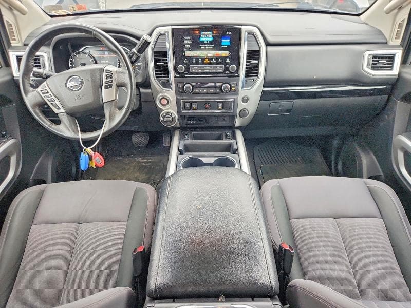 2021 NISSAN TITAN SV 8