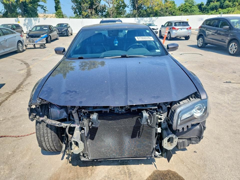 2018 CHRYSLER 300 S 5